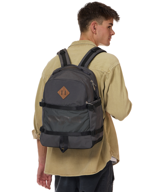 small-seattle-pack-k0 JS0A85VUDMX-MODEL.png