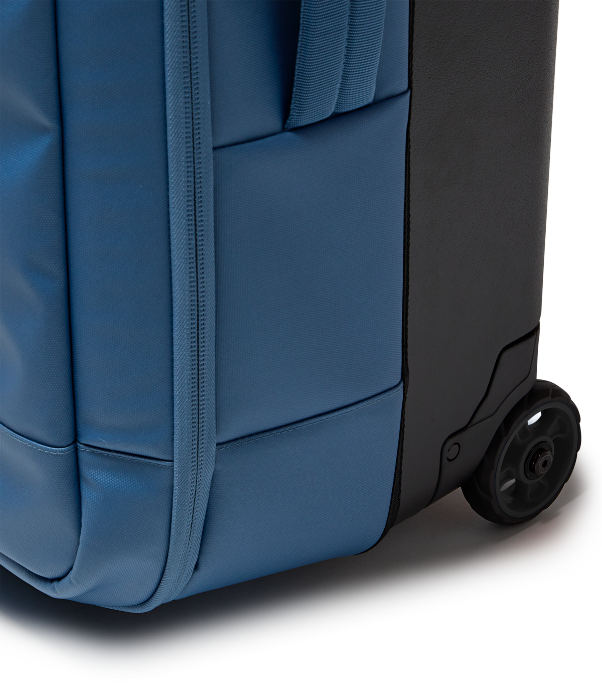 good-latitude-30-rolling-duffel-x7 JS0A86EOEW5-DET4.png