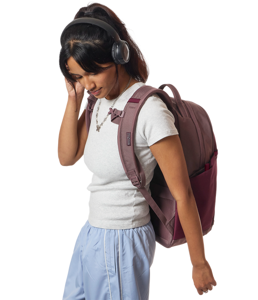 all-around-pack-26l-m8 JS0A8E8FA0A-MODEL.png